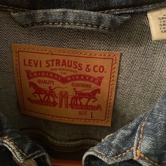 Brand new Levi’s Jean Jacket Women’s size L - Picture 3 of 4